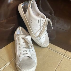 Steve Madden Rezza White Silver Distressed Sneakers